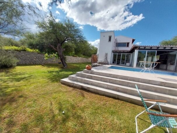AMPLIA CASA EN CAFAYATE APTA CREDITO HIPOTECARIO